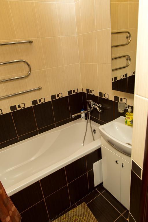 Apartment Mala Zhytomyrska 16 키예프 외부 사진